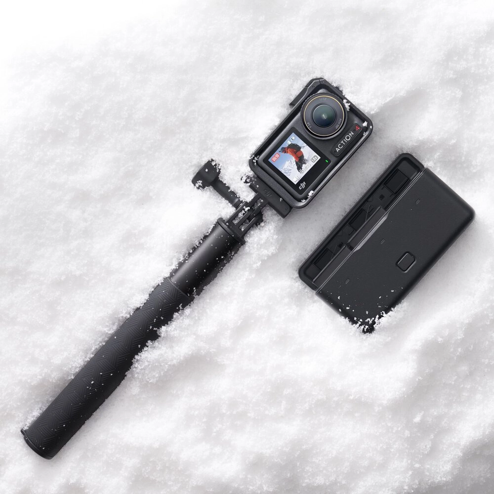 Фото Экшн-камера DJI Osmo Action 4 Adventure Combo На фото изображено Экшн-камера DJI Osmo Action 4 Adventure Combo