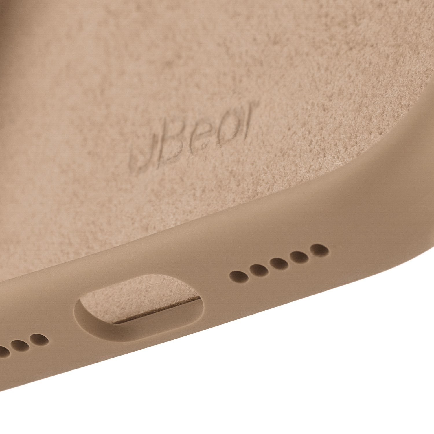 Фото Чехол защитный uBear Touch Mag Case для iPhone 17 Pro, MagSafe, латте На фото изображено Чехол защитный uBear Touch Mag Case для iPhone 17 Pro, MagSafe, латте