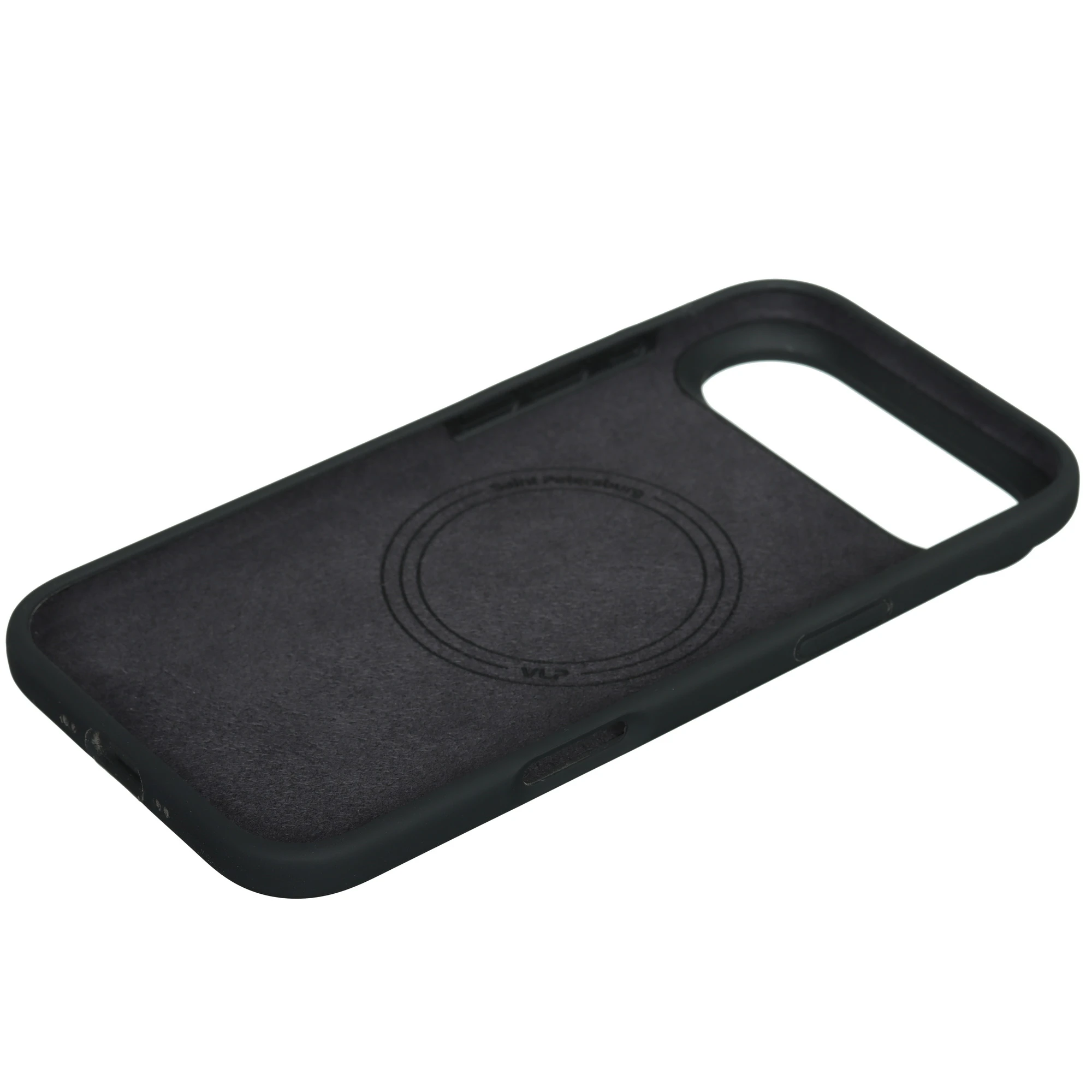 Фото Чехол защитный VLP LITE Mist Case с MagSafe для iPhone Air, черный На фото изображено Чехол защитный VLP LITE Mist Case с MagSafe для iPhone Air, черный