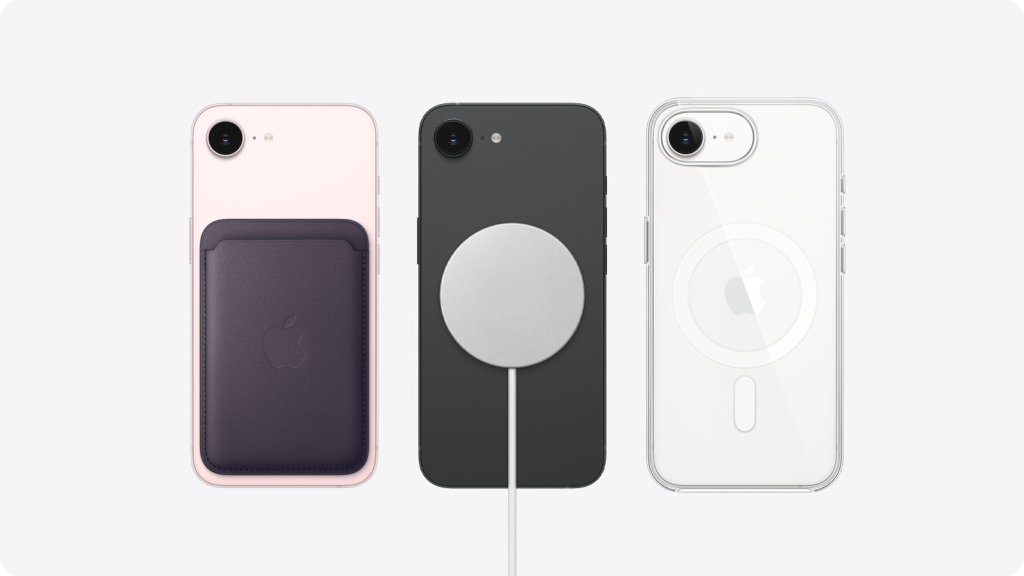 Три iPhone 17e в розовом, черном и белом цветах сзади с поддержкой MagSafe